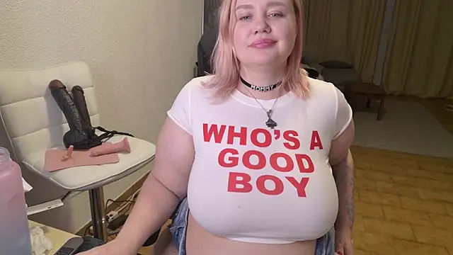 Snapshot of MargotGrey chatting on 02/21/26, 09:27 MargotGrey online show from 02/21/26, 09:27