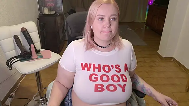 Snapshot of MargotGrey chatting on 03/05/26, 07:10 MargotGrey online show from 03/05/26, 07:10