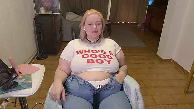 Snapshot of MargotGrey chatting on 03/08/26, 08:07 MargotGrey online show from 03/08/26, 08:07