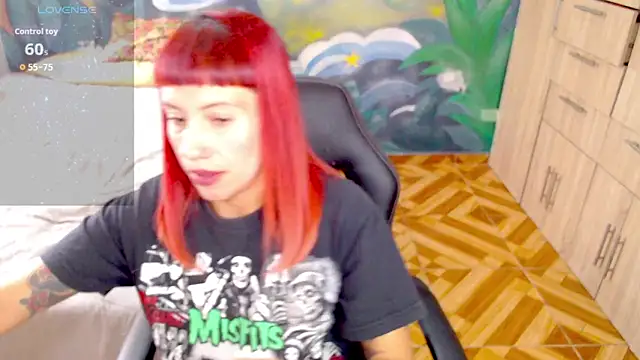 Snapshot of Eimy_lorens chatting on 06/07/26, 05:49 Eimy lorens online show from 06/07/26, 05:49