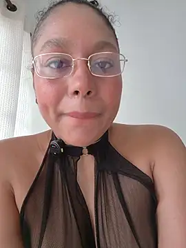 Snapshot of Electric_bae chatting on 03/18/26, 03:15 Electric bae online show from 03/18/26, 03:15