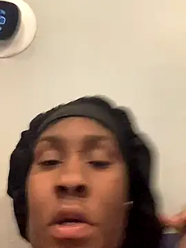 Snapshot of Foreignthababyy chatting on 09/18/25, 10:39 Foreignthababyy online show from 09/18/25, 10:39