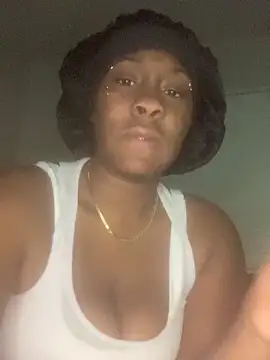 Snapshot of Foreignthababyy chatting on 02/05/26, 10:09 Foreignthababyy online show from 02/05/26, 10:09