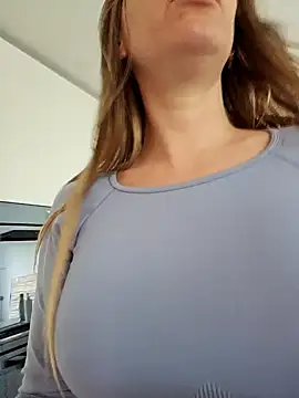 novaforyou1 online show from 10/03/25, 02:03