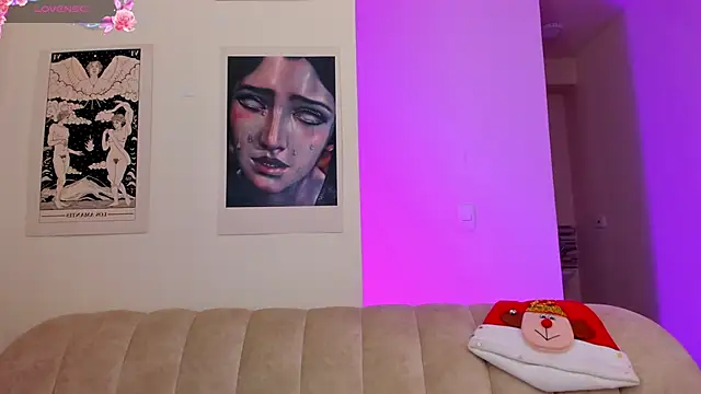 Snapshot of Moonlight1002 chatting on 12/12/24, 04:59 Moonlight1002 online show from 12/12/24, 04:59