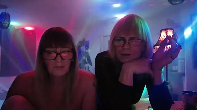 COUPLE4VOYEUR01 online show from 11/08/25, 07:56