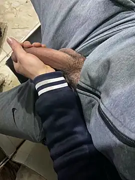 Snapshot of Egyptian-HugeDick chatting on 01/06/25, 01:42 Egyptian-HugeDick online show from 01/06/25, 01:42