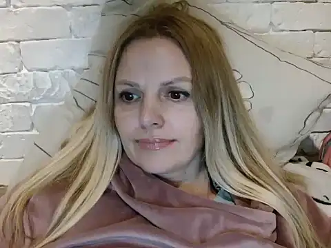 Angel girllovemy online show from 11/30/25, 04:44