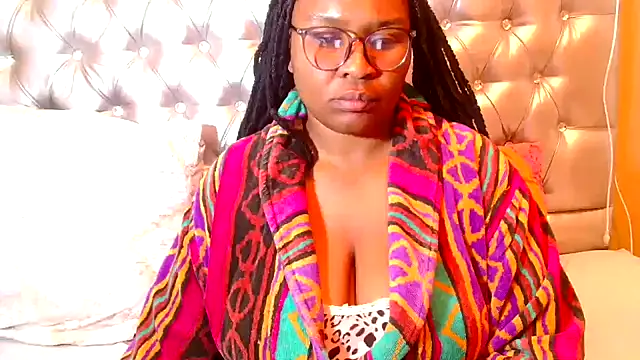 missboobsxx online show from 05/08/26, 12:43
