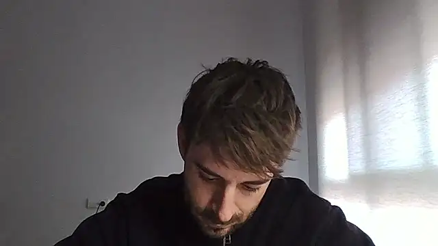 Snapshot of vargas90 chatting on 01/16/26, 11:25 vargas90 online show from 01/16/26, 11:25