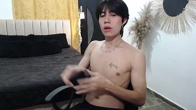 Snapshot of Elio-cam chatting on 01/08/26, 06:37 Elio-cam online show from 01/08/26, 06:37