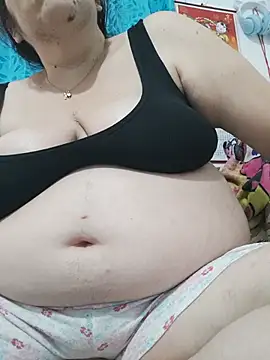karlythothxh online show from 06/08/26, 05:24