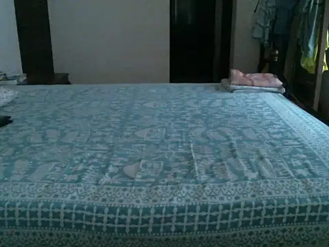 Snapshot of Slim_India chatting on 05/12/26, 12:52 Slim India online show from 05/12/26, 12:52