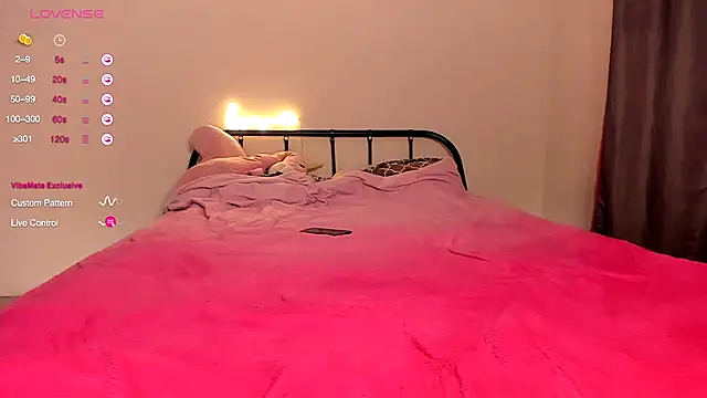 Snapshot of Milena_joline chatting on 12/05/25, 02:53 Milena joline online show from 12/05/25, 02:53