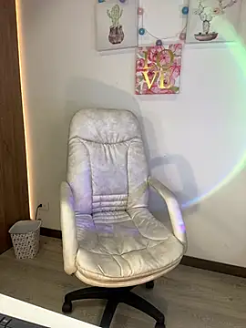 Kate se online show from 12/18/24, 04:49