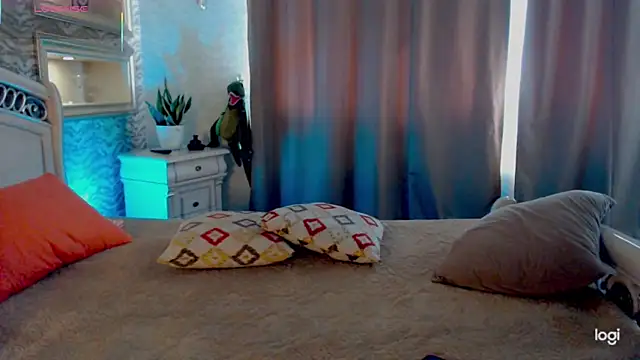 Iam Luna online show from 06/26/26, 06:40