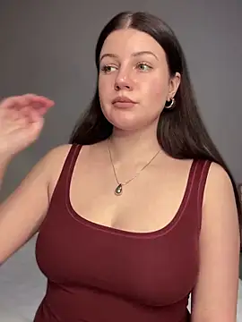 Snapshot of likaxxx chatting on 03/06/25, 03:35 likaxxx online show from 03/06/25, 03:35