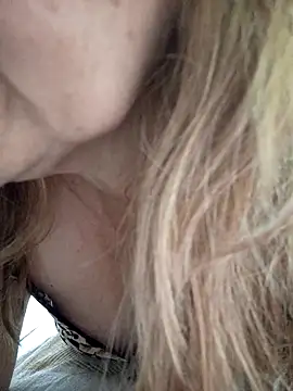 sua sub  online show from 11/23/25, 03:34