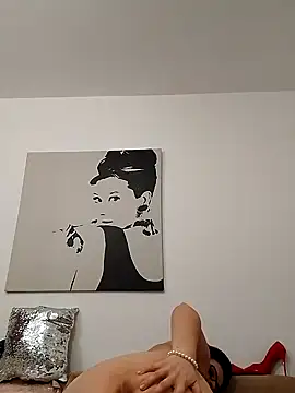 RebeccaNoble online show from 02/06/25, 02:37