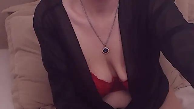 RebeccaNoble online show from 04/27/26, 03:04
