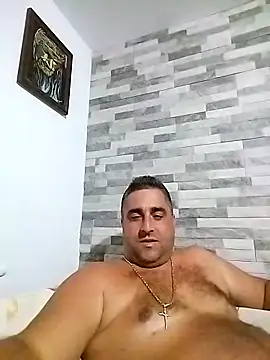 ADRIAN ADI40 online show from 09/29/25, 07:40