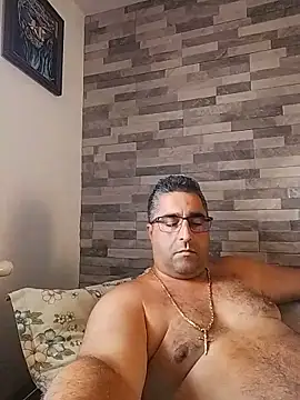 ADRIAN ADI40 online show from 06/07/26, 01:04