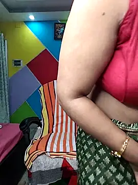 Snapshot of MAN-MOHINI-21 chatting on 02/11/25, 05:58 MAN-MOHINI-21 online show from 02/11/25, 05:58