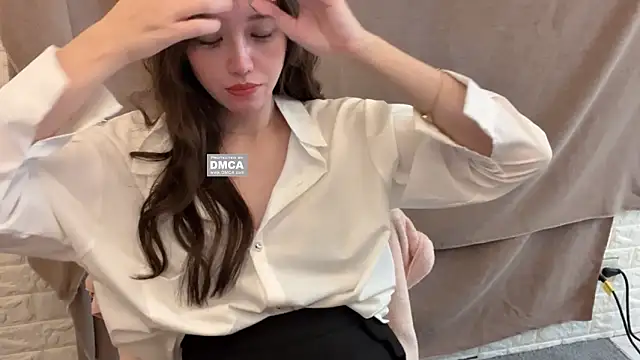 Tw Zoella online show from 02/27/25, 03:58