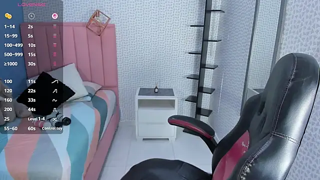 BIANCAROY1 online show from 11/06/25, 12:06