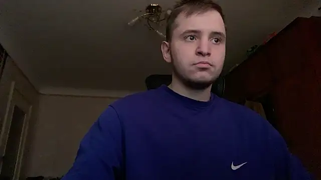 Snapshot of sweaticeboy chatting on 03/12/25, 07:46 sweaticeboy online show from 03/12/25, 07:46