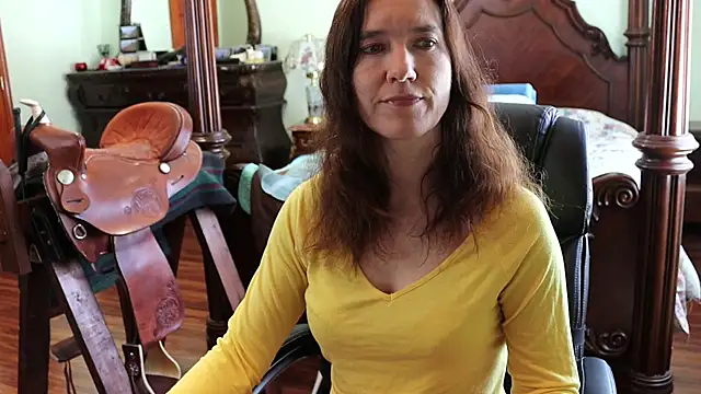 Snapshot of thornburyrose chatting on 03/20/25, 07:04 thornburyrose online show from 03/20/25, 07:04