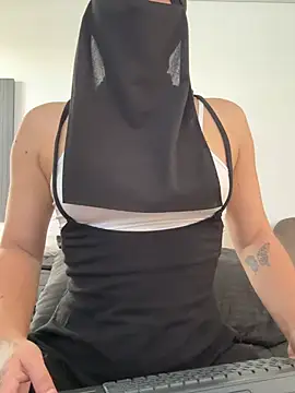 Snapshot of radiagazali chatting on 01/05/26, 05:38 radiagazali online show from 01/05/26, 05:38