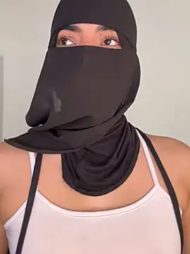 Snapshot of radiagazali chatting on 02/12/26, 06:03 radiagazali online show from 02/12/26, 06:03