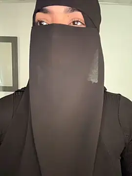 Snapshot of radiagazali chatting on 02/13/26, 05:42 radiagazali online show from 02/13/26, 05:42