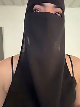 Snapshot of radiagazali chatting on 02/20/26, 05:35 radiagazali online show from 02/20/26, 05:35