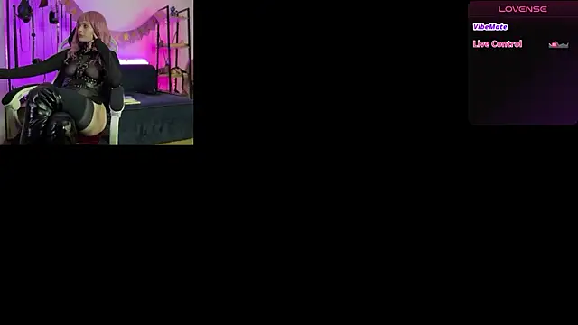 Snapshot of CyberXGoddess chatting on 04/09/26, 10:15 CyberXGoddess online show from 04/09/26, 10:15