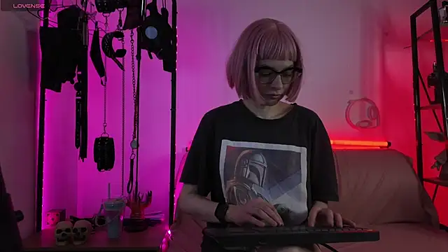 Snapshot of CyberXGoddess chatting on 05/27/26, 11:51 CyberXGoddess online show from 05/27/26, 11:51