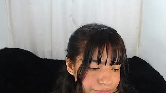 Snapshot of Liz_Galactic chatting on 02/04/25, 07:07 Liz Galactic online show from 02/04/25, 07:07