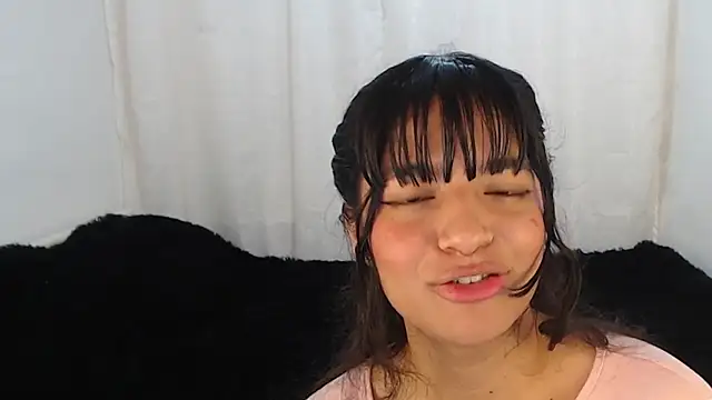 Snapshot of Liz_Galactic chatting on 02/05/25, 10:08 Liz Galactic online show from 02/05/25, 10:08