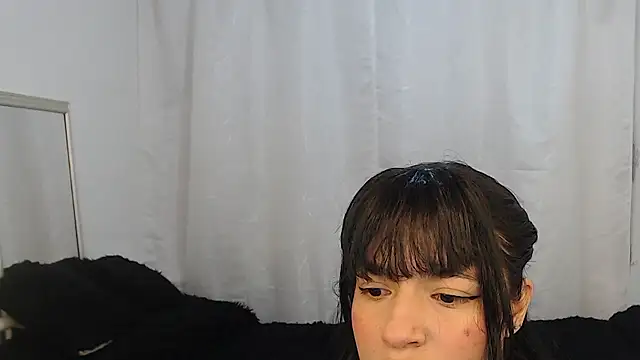 Snapshot of Liz_Galactic chatting on 01/16/26, 07:12 Liz Galactic online show from 01/16/26, 07:12