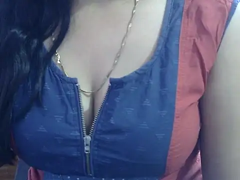 Your wild Dia online show from 03/13/25, 06:37