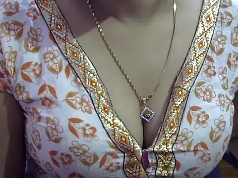 Your wild Dia online show from 11/06/25, 01:12