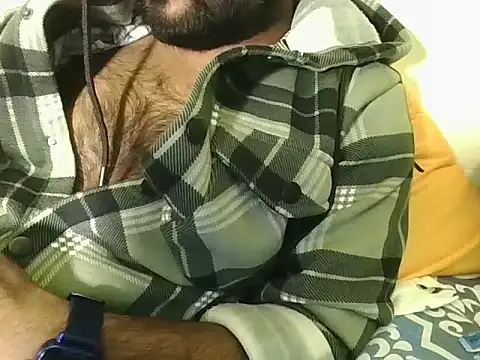 Snapshot of SHENOY3 chatting on 01/07/25, 07:06 SHENOY3 online show from 01/07/25, 07:06