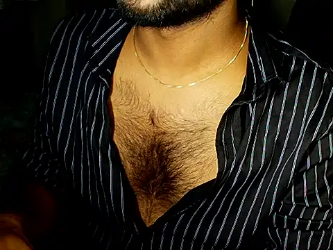 Snapshot of SHENOY3 chatting on 10/04/25, 06:06 SHENOY3 online show from 10/04/25, 06:06