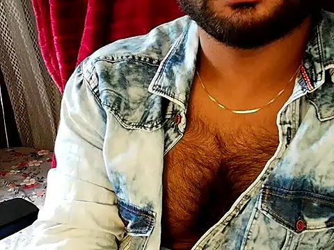 Snapshot of SHENOY3 chatting on 10/27/25, 02:26 SHENOY3 online show from 10/27/25, 02:26