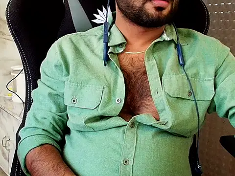 Snapshot of SHENOY3 chatting on 12/01/25, 08:30 SHENOY3 online show from 12/01/25, 08:30