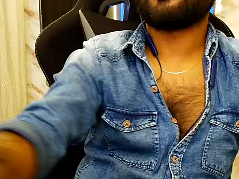 Snapshot of SHENOY3 chatting on 02/05/26, 07:18 SHENOY3 online show from 02/05/26, 07:18