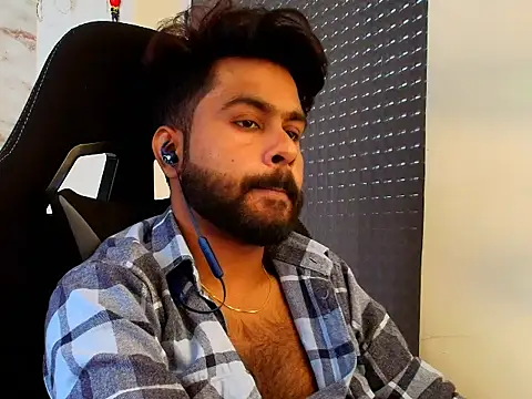 Snapshot of SHENOY3 chatting on 03/03/26, 04:18 SHENOY3 online show from 03/03/26, 04:18