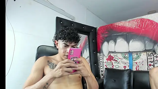 Strongernastyx online show from 01/24/25, 10:19