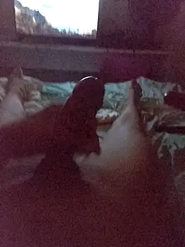 Snapshot of Kira-san chatting on 11/24/25, 03:17 Kira-san online show from 11/24/25, 03:17